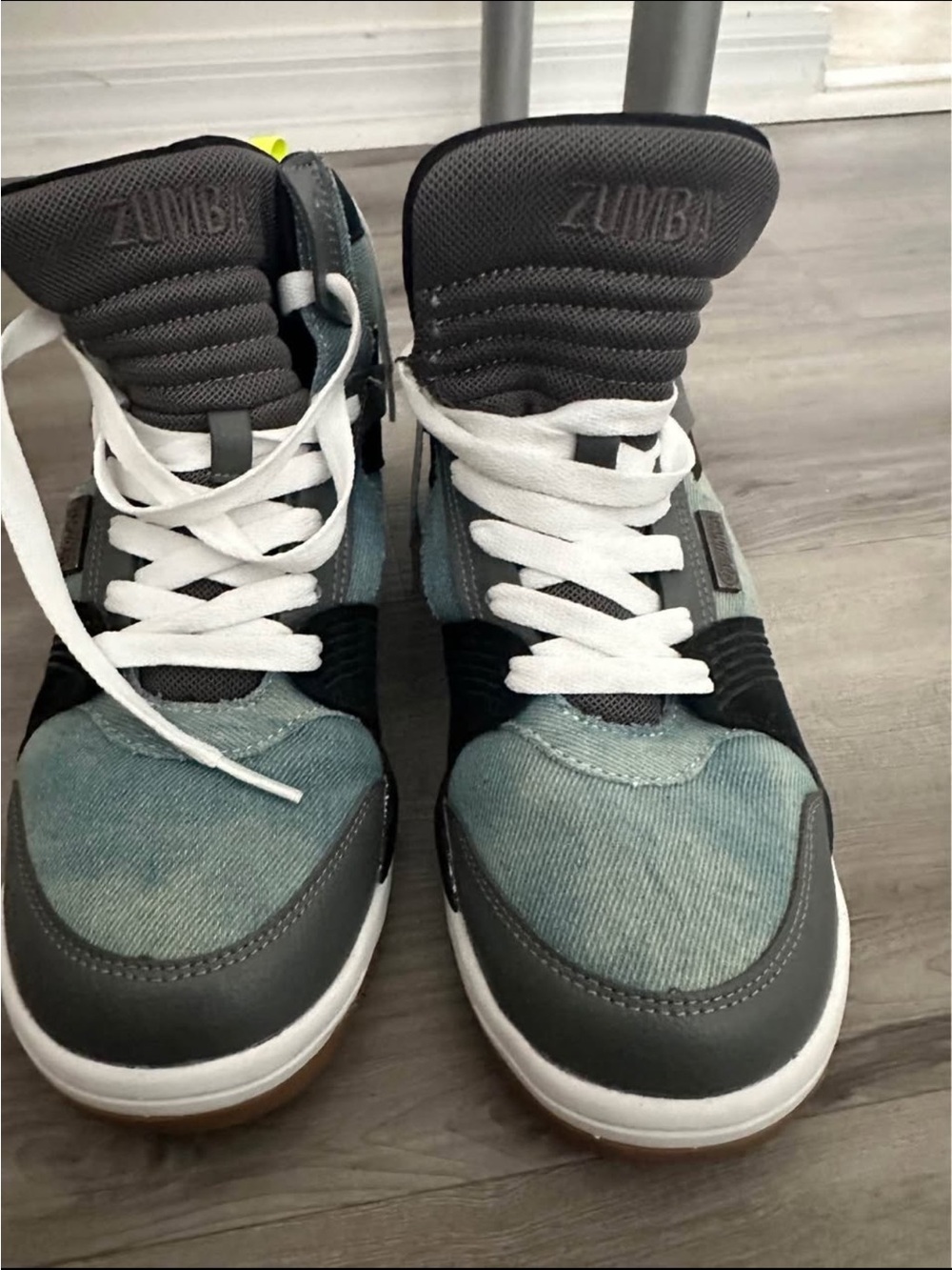 Zumba Fitness Kids High-Top Sneakers in Gray, Teal and White